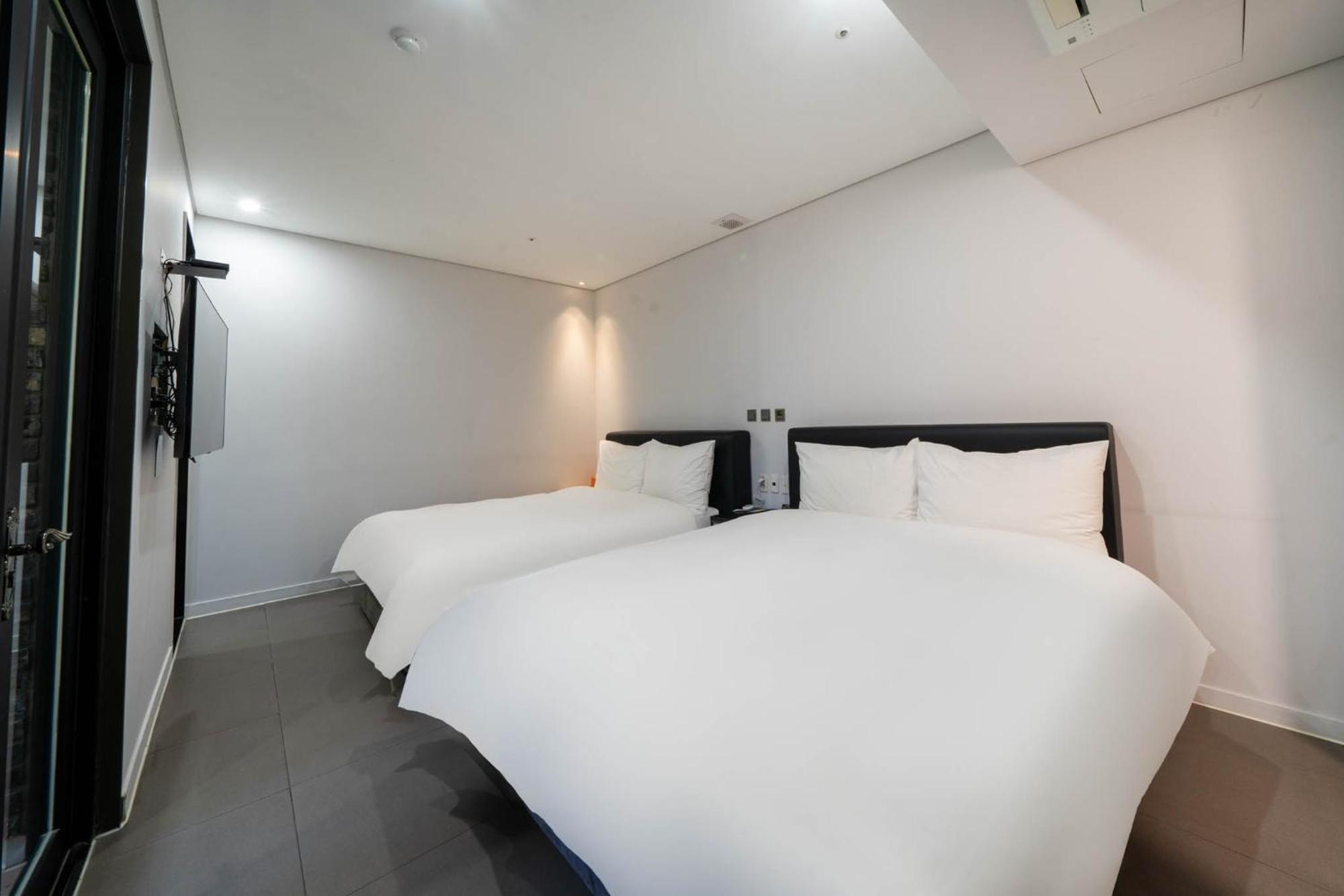 Jb Design Hotel Μπουσάν Δωμάτιο φωτογραφία